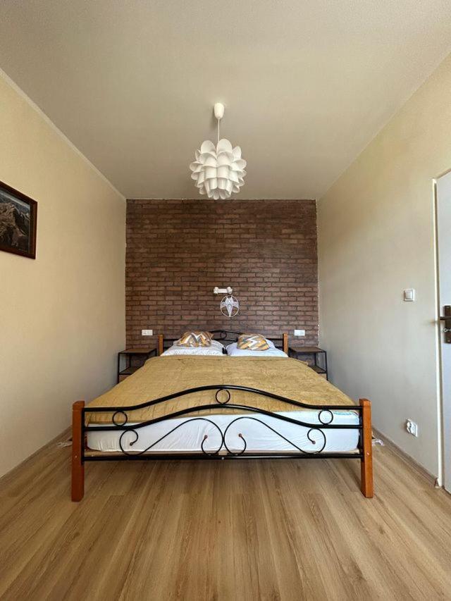 Apartament Nad Galeria Blisko Centrum Kudowy 쿠도바-즈루이 외부 사진